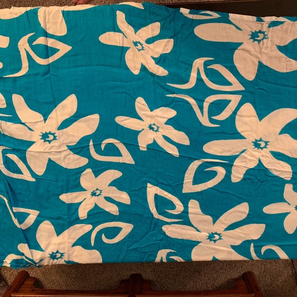 Sarong swim cover up- Tahitian - Picture 3 of 7